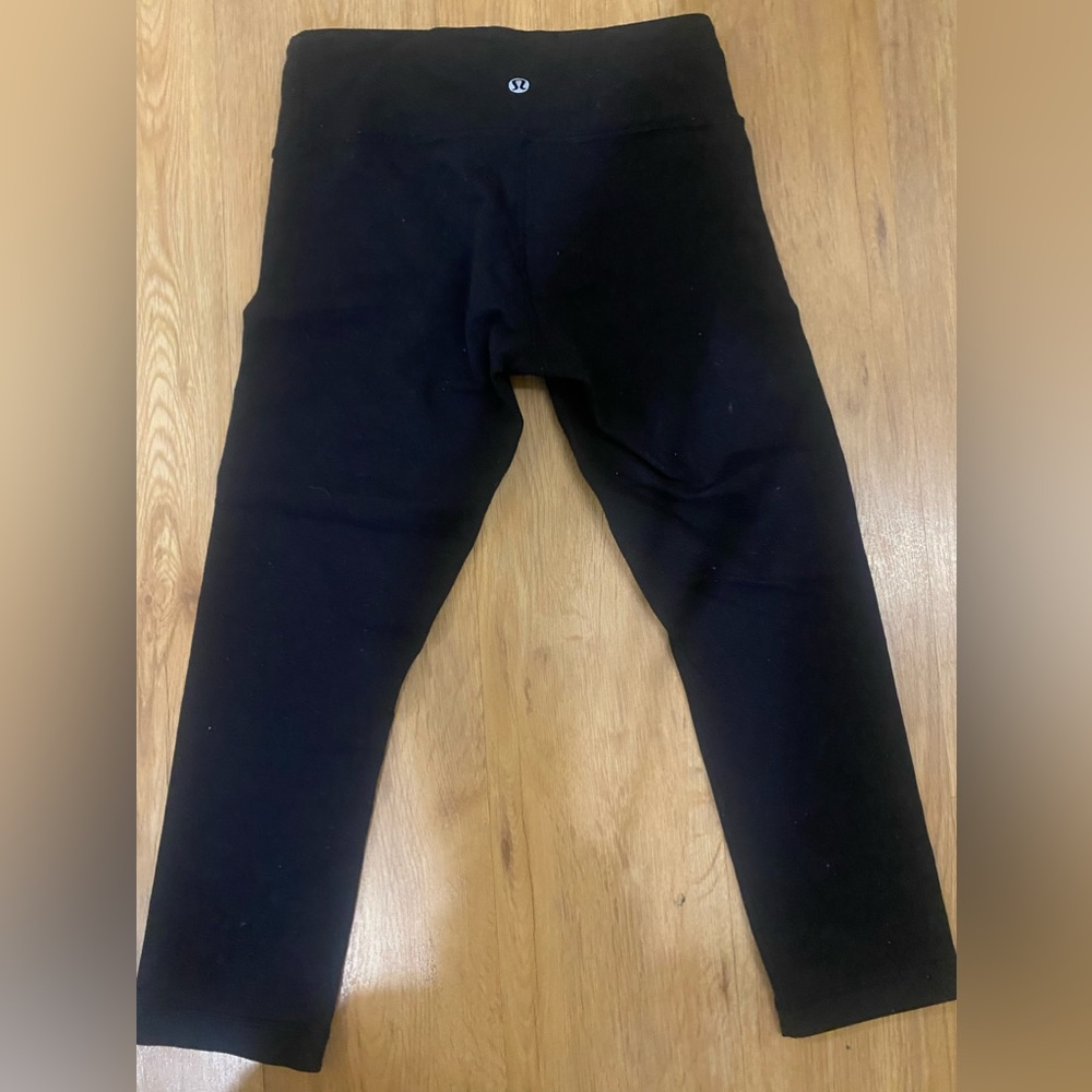 Lululemon Wunder Under cropped legging